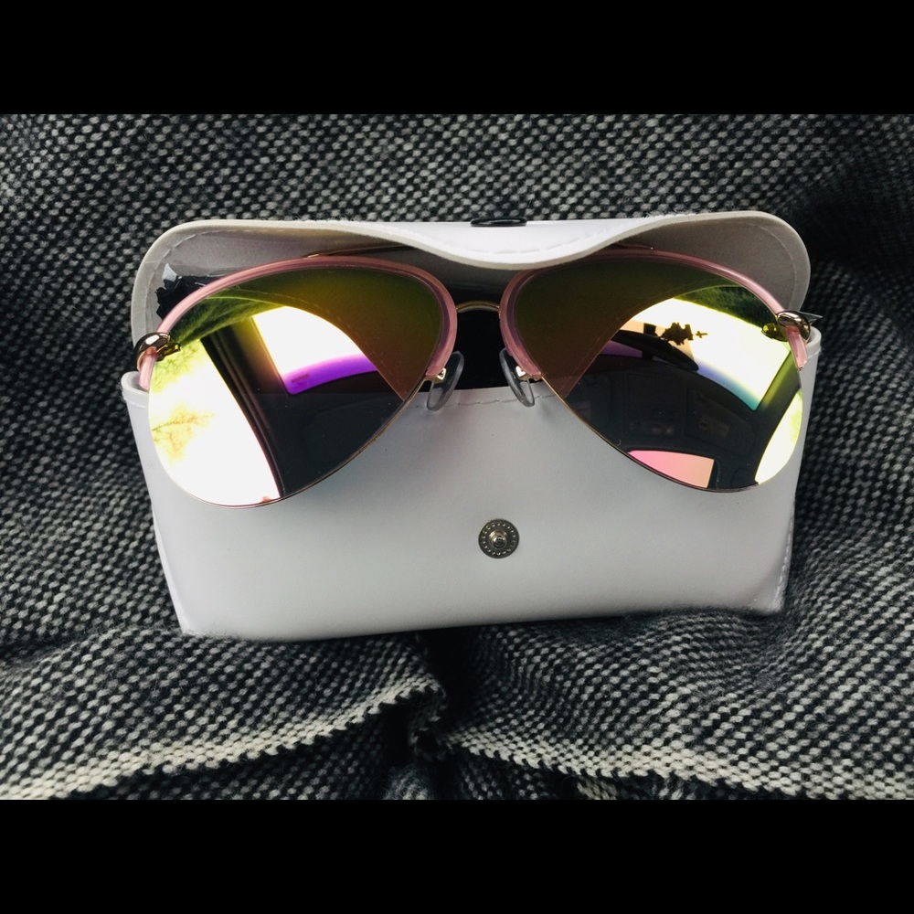 Sun glasses - Picture 7 of 8